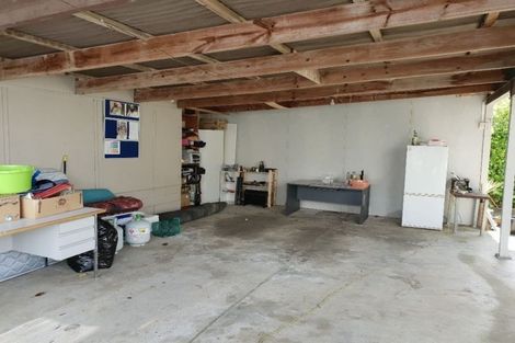 Photo of property in 359 Henderson Valley Road, Henderson Valley, Auckland, 0612