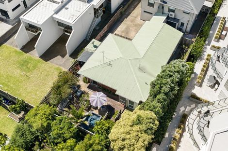 Photo of property in 177b Marine Parade, Mount Maunganui, 3116