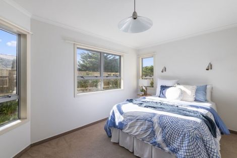 Photo of property in 9a Karaka Street, Otaki Beach, Otaki, 5512