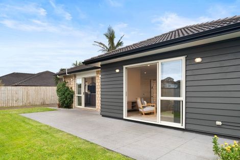 Photo of property in 6 Waynes Place, Pukekohe, 2120