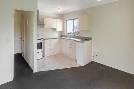 Photo of property in 37 Chatsworth Crescent, Pakuranga Heights, Auckland, 2010
