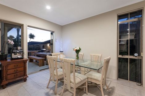 Photo of property in 7 Parkwood Place, Papamoa Beach, Papamoa, 3118