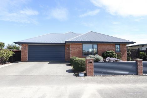Photo of property in 136 Mcmurdo Street, Tinwald, Ashburton, 7700