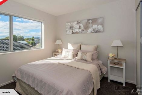 Photo of property in 2/49 Maxwell Street, Riccarton, Christchurch, 8041