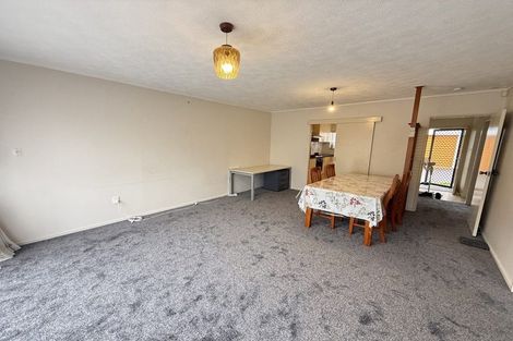 Photo of property in 2/25 Overton Road, Papatoetoe, Auckland, 2025