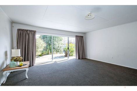 Photo of property in 10 Main North Road, Geraldine, 7930