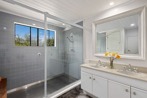 Photo of property in 561 Whangaripo Valley Road, Whangaripo, Wellsford, 0972