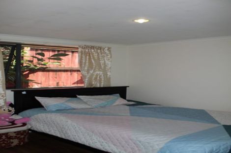 Photo of property in 12 George Arthur Place, Pukekohe, 2120