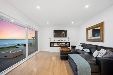 Photo of property in 305 Hibiscus Coast Highway, Orewa, 0931