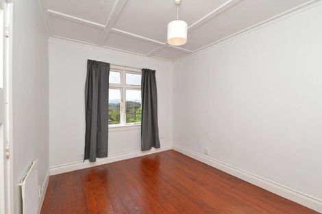 Photo of property in 19 Hadfield Terrace, Kelburn, Wellington, 6012