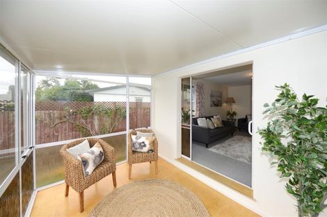 Photo of property in 20 Rowcliffe Crescent, Avonside, Christchurch, 8061