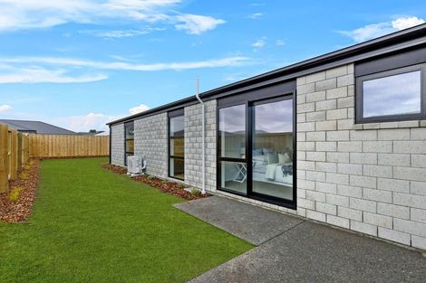 Photo of property in 25 Herridge Street, Woodend, 7691