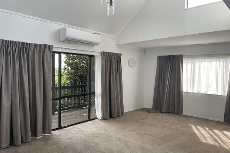 Photo of property in 2/14 Rakaia Rise, Clover Park, Auckland, 2019