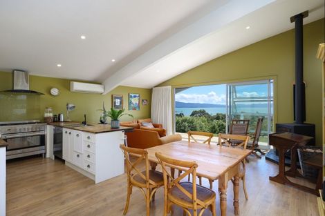 Photo of property in 1160a Abel Tasman Drive, Ligar Bay, Takaka, 7183