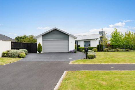 Photo of property in 17 Thornly Park Avenue, Mosgiel, 9024