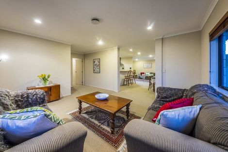 Photo of property in 36 Skelton Avenue, Randwick Park, Auckland, 2105