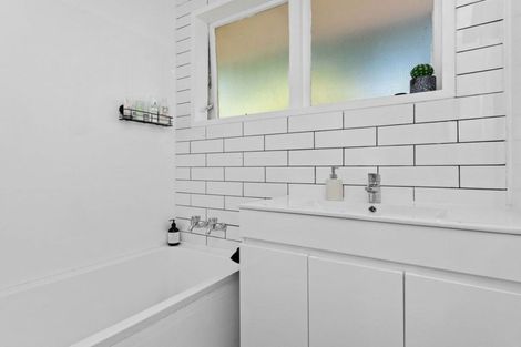 Photo of property in 4/277 Main South Road, Hornby, Christchurch, 8042