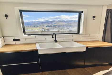 Photo of property in 28 Myles Way, Lower Shotover, Queenstown, 9304