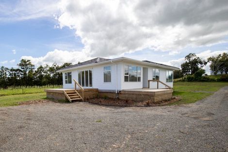 Photo of property in 24 Wharf Road, Kerepehi, Paeroa, 3671