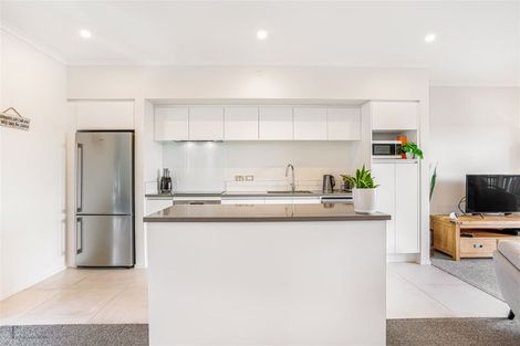 Photo of property in 8 Raranga Lane, Hobsonville, Auckland, 0616