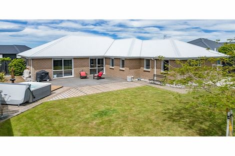 Photo of property in 25 Lancewood Way, Rangiora, 7400