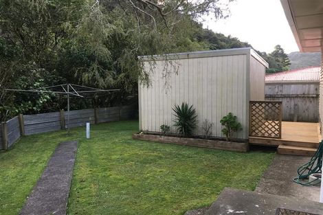 Photo of property in 34 Sunny Grove, Wainuiomata, Lower Hutt, 5014