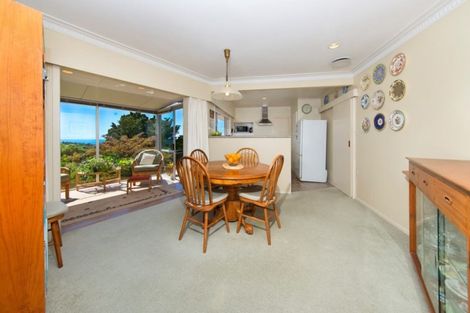 Photo of property in 5 Elizabeth Place, Mairangi Bay, Auckland, 0630