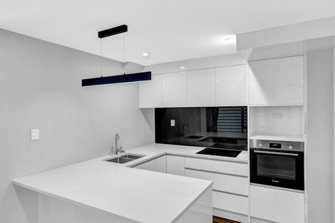 Photo of property in 5 Tahingamanu Road, Hobsonville, Auckland, 0616