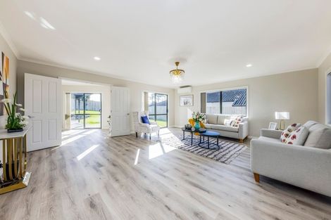 Photo of property in 21 Parkhaven Drive, Rosehill, Papakura, 2113