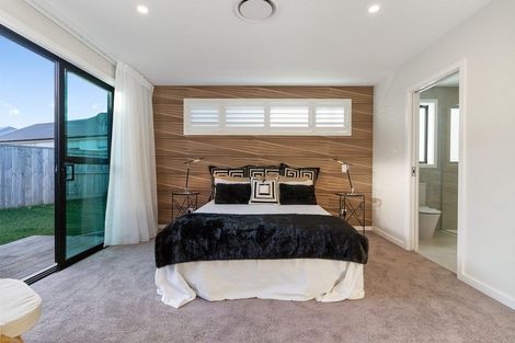 Photo of property in 115 The Boulevard, Papamoa Beach, Papamoa, 3118