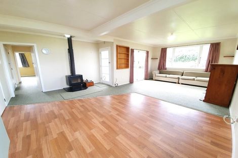 Photo of property in 12 Palmerston Street, Awahuri, Palmerston North, 4476