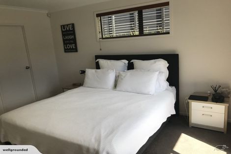 Photo of property in 60 Roberta Crescent, Orewa, 0931