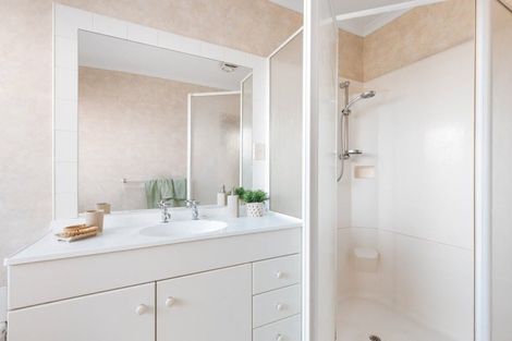 Photo of property in 4 Monterey Key, Papamoa Beach, Papamoa, 3118