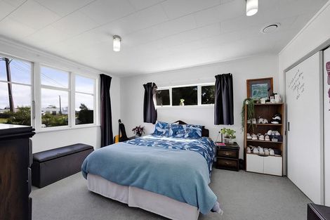 Photo of property in 6 Egmont Street, Normanby, Hawera, 4614