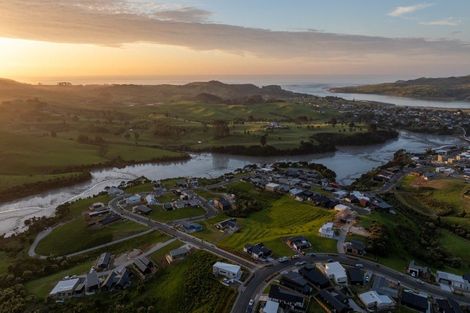 Photo of property in 97 Rangitahi Road, Raglan, 3225