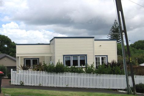 Photo of property in 46 Saltaire Street, Avondale, Auckland, 1026