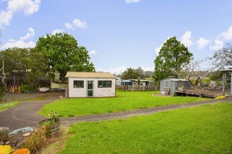 Photo of property in 351 Main Road, Huapai, Kumeu, 0810