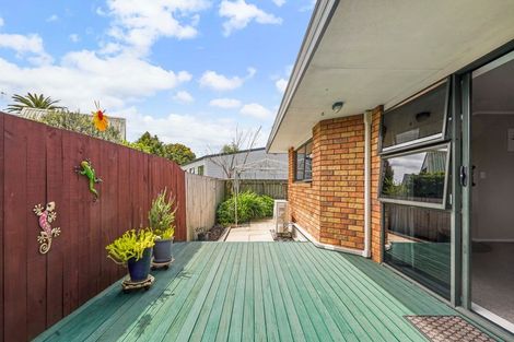 Photo of property in 17 Mews Place, Forest Lake, Hamilton, 3200