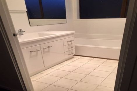 Photo of property in 227a Titirangi Road, Titirangi, Auckland, 0604