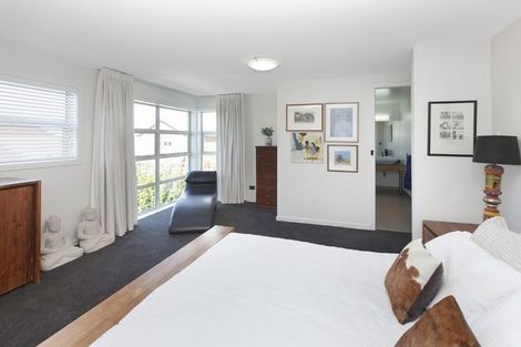 Photo of property in 98a Watford Street, Strowan, Christchurch, 8052