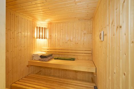 Photo of property in 8 Royds Street, Fendalton, Christchurch, 8014