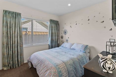 Photo of property in 62 Aroha Street, Pegasus, 7612