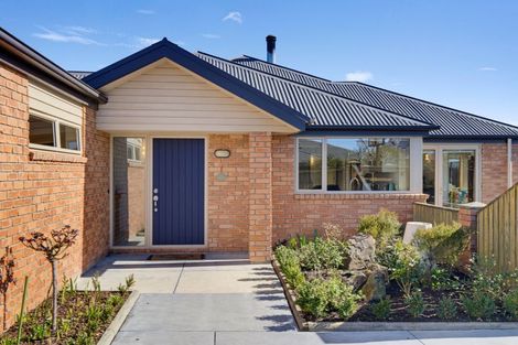 Photo of property in 33 Panckhurst Drive, Woodend, 7610