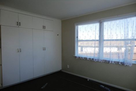 Photo of property in 27 Mcquarrie Avenue, Wattle Downs, Auckland, 2103