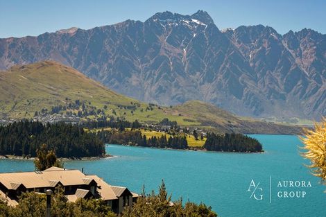 Photo of property in 10 Sainsbury Road, Fernhill, Queenstown, 9300