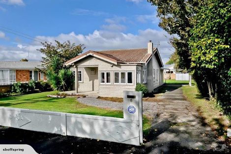 Photo of property in 8 Oxford Street, Fairfield, Hamilton, 3214