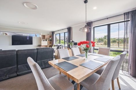 Photo of property in 42 Karere Avenue, Marshland, Christchurch, 8083