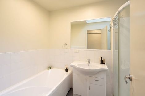 Photo of property in 2/1080 Frankton Road, Frankton, Queenstown, 9300