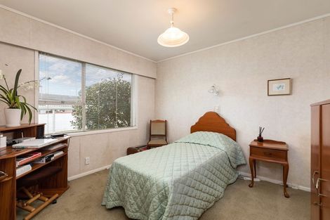 Photo of property in 2/399 Blockhouse Road, Blockhouse Bay, Auckland, 0600