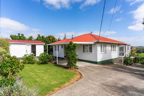 Photo of property in 1 Griffin Road, Maungaturoto, 0520